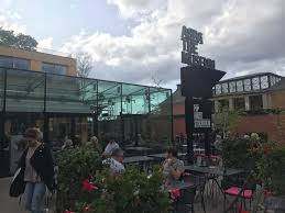 Maybe you would like to learn more about one of these? Stockholm Un Oras Plin De Culoare Plimbaretul