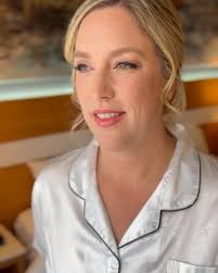 And with that , the 2024 season comes to an end ✨ THANK YOU to all my  amazing brides , clients and friends for all the support and love this  year! , Ending with an elegant bang today for this brides ...