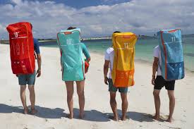 Aproveite o sol e o mar fazendo stand up. The Various User Benefits Of Inflatable Stand Up Paddle Or Kayak As Explained By Decathlon S Paddle Sports Brand Itiwit