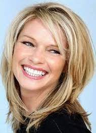 Photo coupe courte femme 40 ans coiffure cheveux courts. Pin On Kapsels Halflang