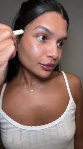 Luminious skin with a plum tint, yes please! @Victoria Beckham Beauty  #beauty #makeup #skincare #lipbalm #beautytok #nofilter