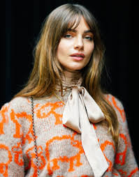 Check spelling or type a new query. Everything You Need To Know About Curtain Bangs How To Style Curtain Bangs