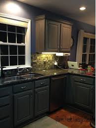 Want To Learn How To Paint Thermofoil Cabinets With Chalk Type Paint All The Info Thermofoil Cabinets Thermofoil Kitchen Cabinets Annie Sloan Kitchen Cabinets