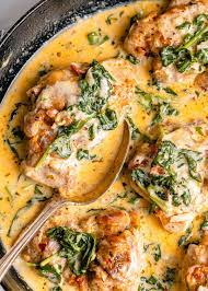 This flavorful recipe is definitely on my weeknight dinner rotation. Garlic Butter Chicken Recipe With Creamy Spinach And Bacon Best Chicken Recipe Eatwell101