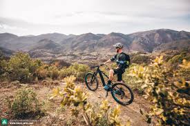 Check out our camel bag selection for the very best in unique or custom, handmade pieces from our totes shops. The Best Emtb Backpack How To Carry Your Spare Battery Correctly E Mountainbike Magazine