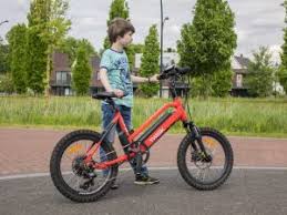 Keola Introduceert Eerste Kids E Bike Kiddowz Voor Kinderen En Hun Groot Ouders