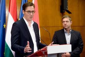 Csaba tóth (born 1960) is a hungarian engineer and politician, member of the national assembly from the hungarian socialist party's budapest regional list between 2010 and 2014. Az Mszp S Toth Csaba Szerint Valotlanul Irtuk Azt Hogy Megfenyegette Karacsony Gergely Csaladjat Civishir Hu