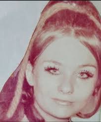 Tammy Maines's Instagram, Twitter & Facebook