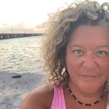 Barstool Pizza Review