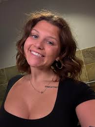 Experienced 14-year-old babysitter available in Lakeville, MN