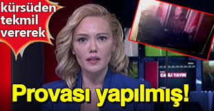 Trt binasını basan, kendilerine yurtta sulh konseyi diyen darbeci askerlerin, trt spikeri tijen karaş'a zorla okuttukları darbe bildirisi. 15 Temmuz Barbecileri Trt Deki Bildiri Icin Akinci Da Provasi Yapmis