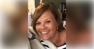 Holly Oyler's Instagram, Twitter & Facebook