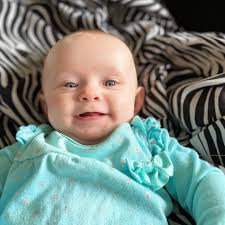 Ali Davis (@alikarin) · Instagram photos and Reels