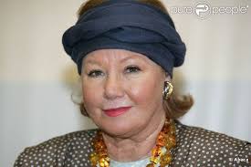 1963'te doğan benjamin de rothschild, edmond ve nadine de rothschild'in oğlu ve tek varisiydi ve 1997'den beri babası tarafından hayata geçirilen grubun başındaydı. Nadine De Rothschild Complete Wiki Biography With Photos Videos