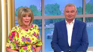 Ruth langsford and eamonn holmes were planning to make the most of the warm weather this weekend. This Morning Fans Praise Return Of Bickering Eamonn Holmes And Ruth Langsford Mirror Online