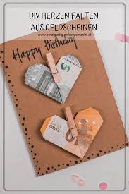 Herzen Falten Aus Geldscheinen Diy Geschenk Fur Hochzeit Geburtstag In 2020 Geschenke Selber Machen Geschenke Selber Basteln Geldgeschenke Selber Basteln