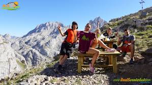 Check spelling or type a new query. Anillo De Picos Tres Macizos Etapa 1 Posada De Valdeon Refugio Collado Jermoso R S Wanderlust