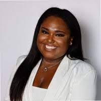 Jeralyn Brown's Instagram, Twitter & Facebook