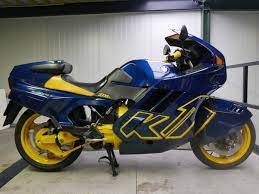 Pin By Emiliano Bjsilva On Vehiculos Variados Color Azul Y Amarillo Bike Bmw Bmw Bmw Motors