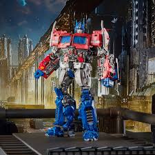 Leader of the autobot rebels during the war for. Pre Order Transformers Masterpiece Movie Series Autobot Optimus Prime Bumblebee Movie Mpm 12