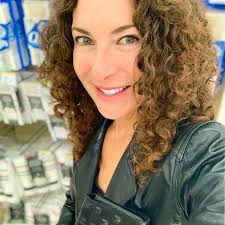 Nadine Manfredi Email & Phone Number