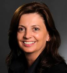 Caroline Dowling's Instagram, Twitter & Facebook