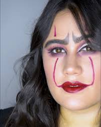 Sara Manzo (@saramanzomakeup)