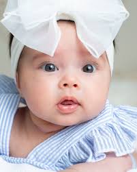 A rare sighting of Emmy Kate wearing a blue outfit. Of course it's from  @patyinc 💙 20% off code: Makenzie20