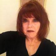 Connie Lind's Instagram, Twitter & Facebook