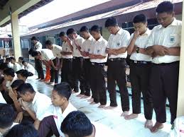 Pendidikan sekolah menengah kejuruan,khususnya sekolah muhammadiyah memiliki misi 3 ranah,yaitu: Smk Muh 1 Klaten Utara