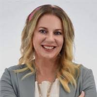 Beth Woodard's Instagram, Twitter & Facebook