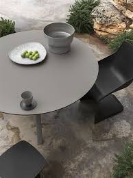 verlengbare eettafel rond kristalia oops 140 cm gero tuintafel designtuintafel design designtafel indoortafel outdoorta tuintafels eettafel woonruimtes