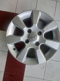 Velg mobil ring 15 te 37 pcd 4x100 114 lebar 7 5 8 5 et 38. Velg R15 Pcd 114 Ex Oem Nissan Jual Satuan Aksesoris Mobil Di Carousell