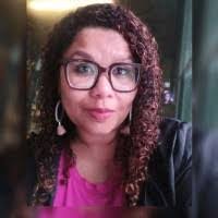 Shirley Burgos's Instagram, Twitter & Facebook