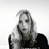 Megan Phipps's Instagram, Twitter & Facebook