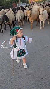 Ade Lopez (@adelinaguadalupelo) • Instagram photos and videos