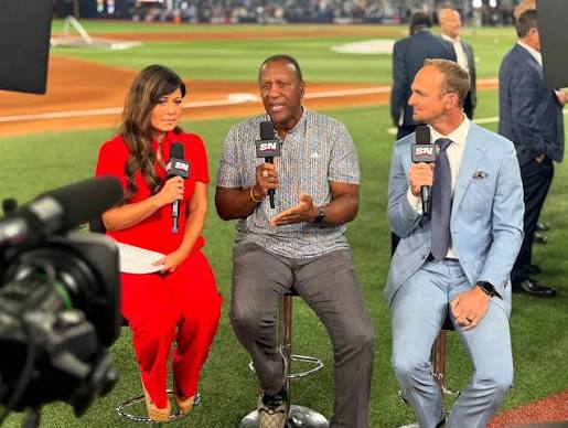 Our thanks to #WorldSeries hero, Joe Carter for joining us on the pregame show ahead of Gm 2 in Toronto.