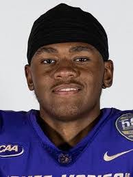 Devon Baxter's Instagram, Twitter & Facebook