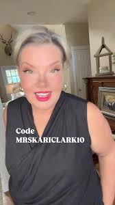 Link to this outfit is in the comments below💋