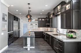 Special thanks to karen at design studio b and mike allen builders. 31 Hardwood Flooring Ideas With Pros And Cons Digsdigs