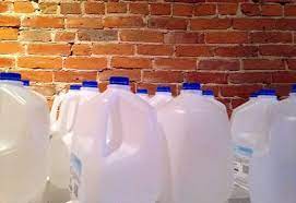 How many pounds is five gallons of liquid? How Many Pounds Is 5 Gallons Here The Answer