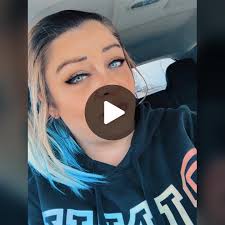 Kasutaja Holly Mock (@hollymock) videod, mille osaks