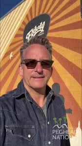 Elderly Instruments in Lansing, Michigan has been among the premier  acoustic shops in the country for over 50 years and is now roaring into its  next 50. Founded by Stan Werbin and now run by Lillian ...