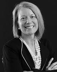 Evelyn Donahue's Instagram, Twitter & Facebook