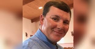 Otis Barr's Instagram, Twitter & Facebook