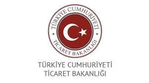 Daha önce ekonomi bakanlığı tarafından kullanılan logonun esas alındığı tasarımda, türkiye cumhuriyeti ticaret bakanlığı adı daire şeklindeki türk bayrağını çevreledi. Ticaret Bakanliginin Yeni Logosu Tasarlandi
