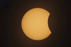 Information, humour, critique et publicité. Eclipse Solaire 2021 Une Eclipse Partielle Le 10 Juin En France