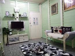 Warna cat rumah yang cantik merupakan sebuah gambaran dari orang yang berada didalam rumah tersebut. 30 Gambar Cat Rumah Kayu Yang Menarik Free Gambar