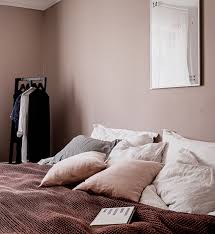 Bedroom In Dusty Pink Coco Lapine Design Dusty Pink Bedroom Pink Bedroom Walls Beige Walls Bedroom