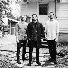They formed in 2010 and are based in berlin. Mkzwo De Mighty Oaks Nebenbei Erwachsen Werden